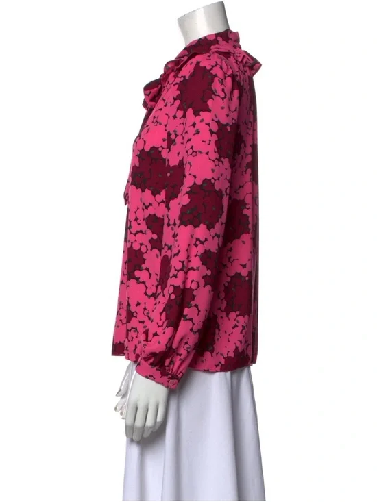 kate spade Pink Floral Tie-Neck Blouse with Dark Blue Wide-Leg Jeans - Picture 5 of 10